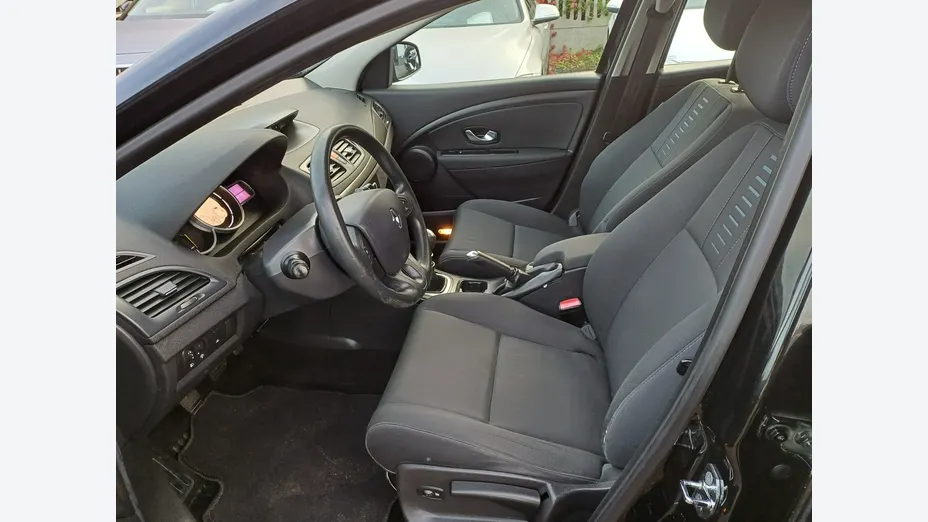RENAULT Megane -