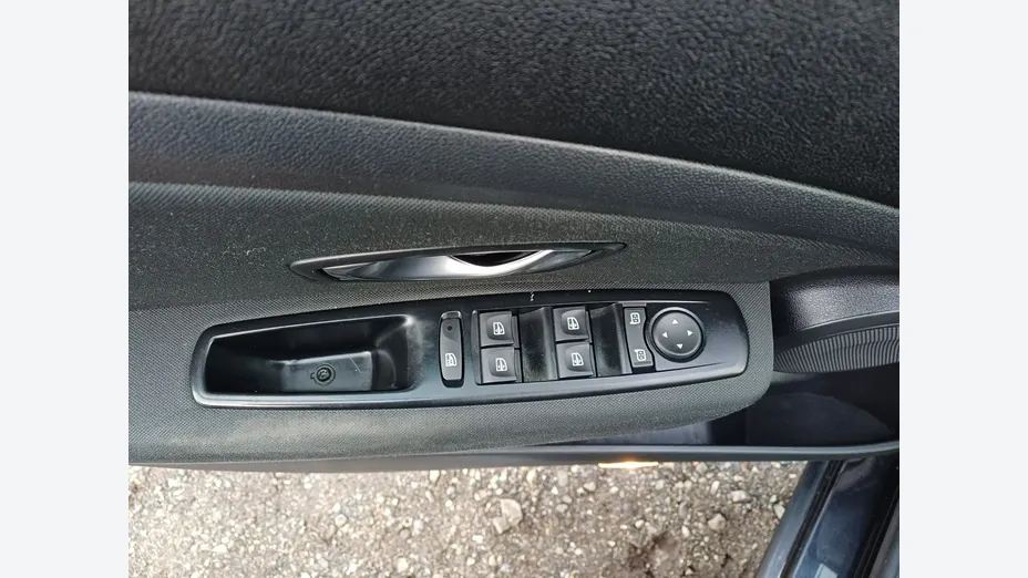 RENAULT Megane -