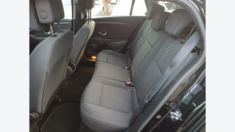 RENAULT Megane -