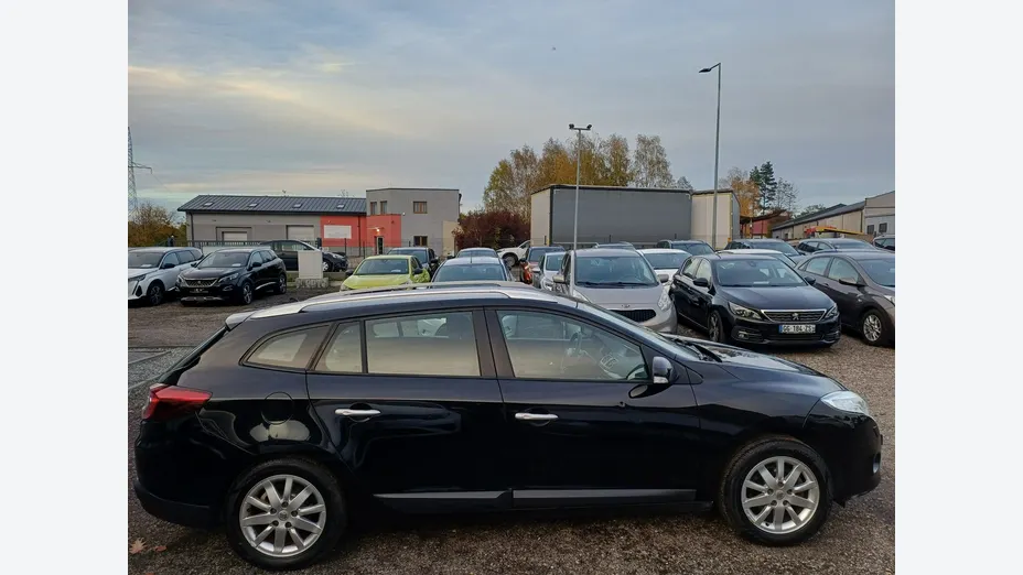RENAULT Megane -