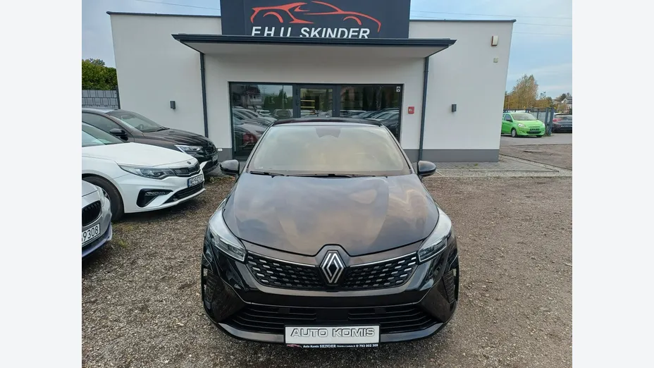 RENAULT Clio -