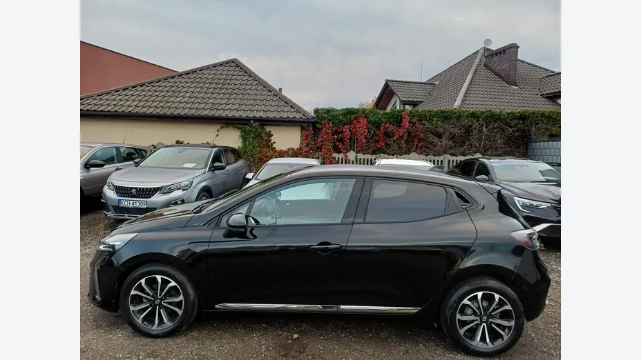 RENAULT Clio -
