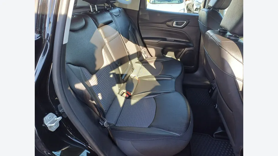 JEEP Compass -