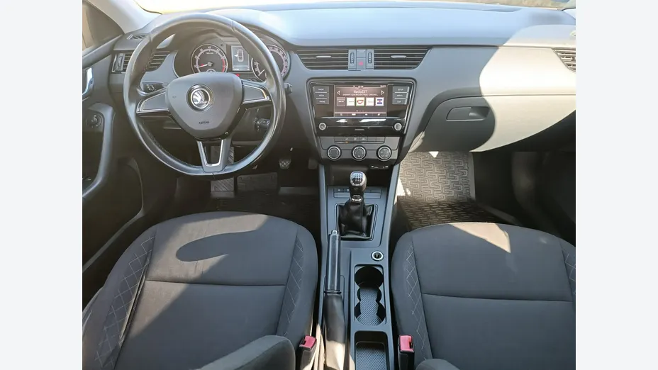 SKODA Octavia -
