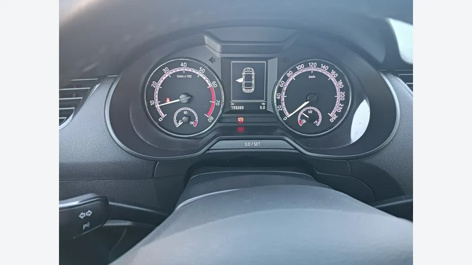 SKODA Octavia -