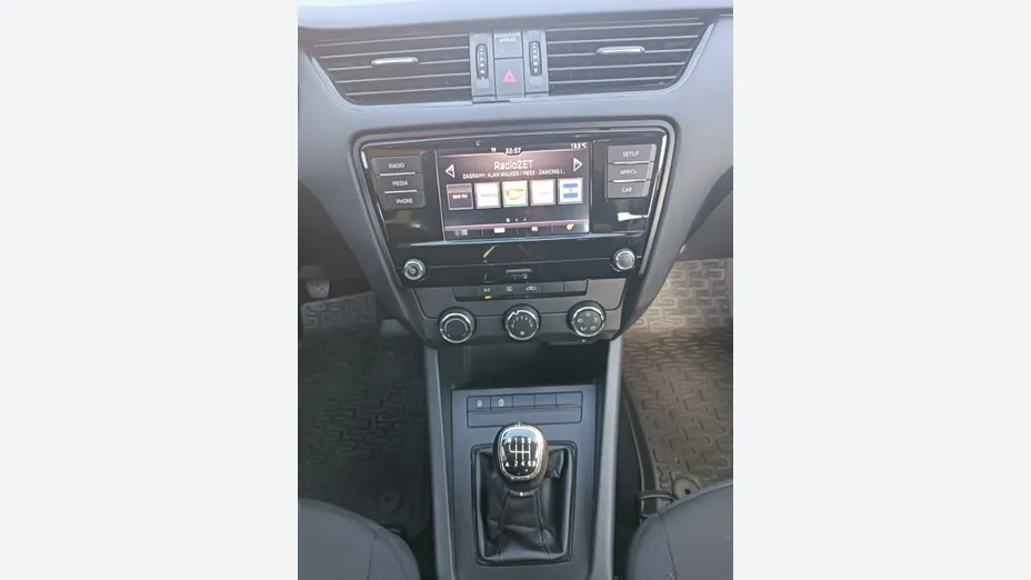 SKODA Octavia -
