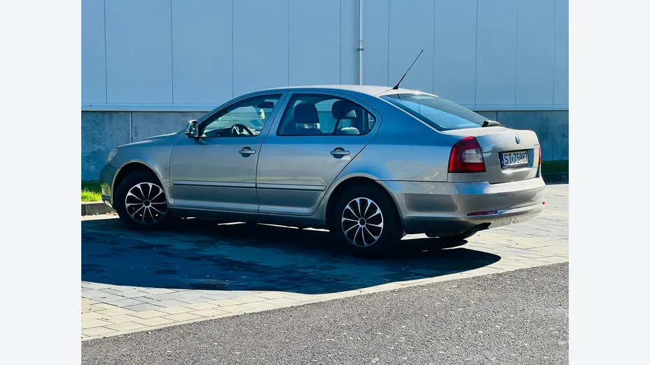 SKODA Octavia -