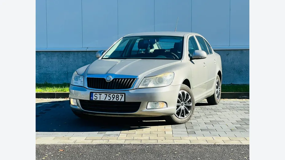 SKODA Octavia -