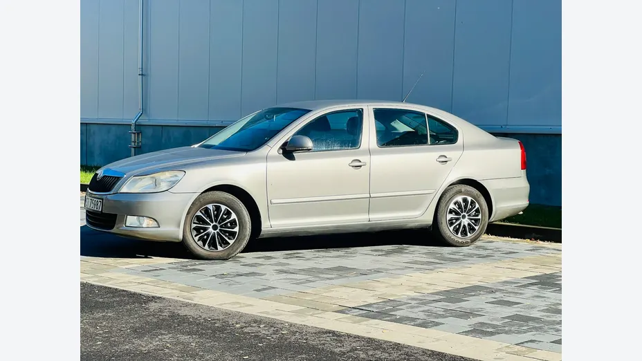 SKODA Octavia -