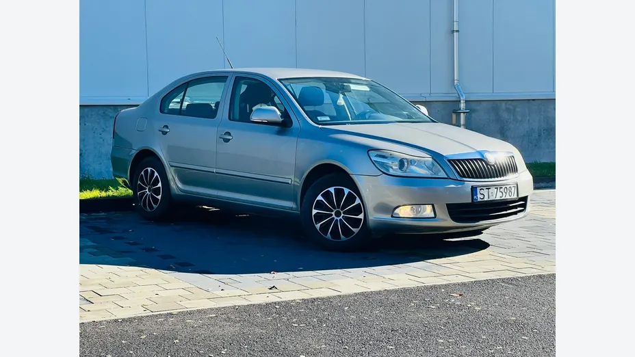 SKODA Octavia -