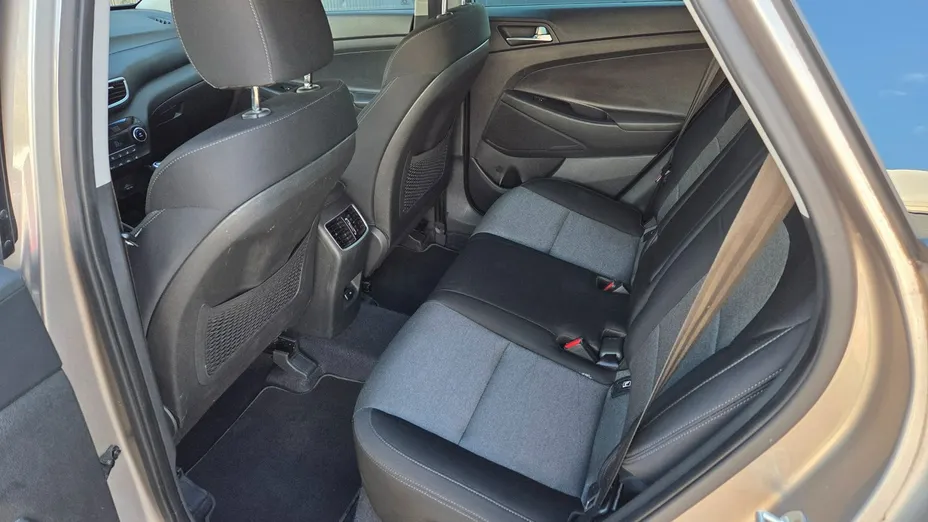 HYUNDAI Tucson -