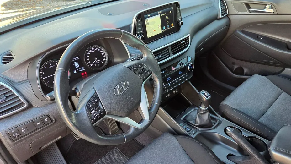 HYUNDAI Tucson -