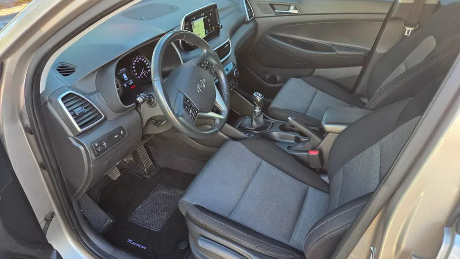 HYUNDAI Tucson -