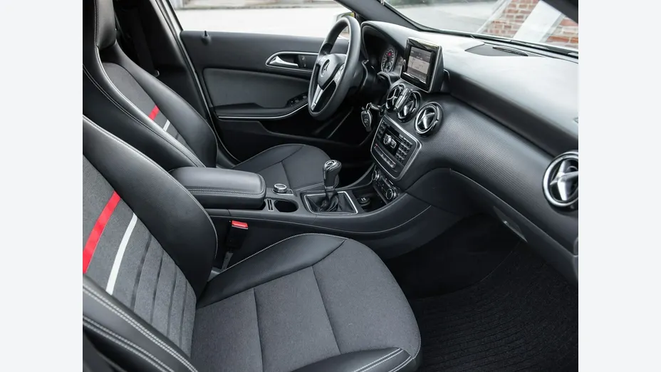 MERCEDES-BENZ A Klasa -