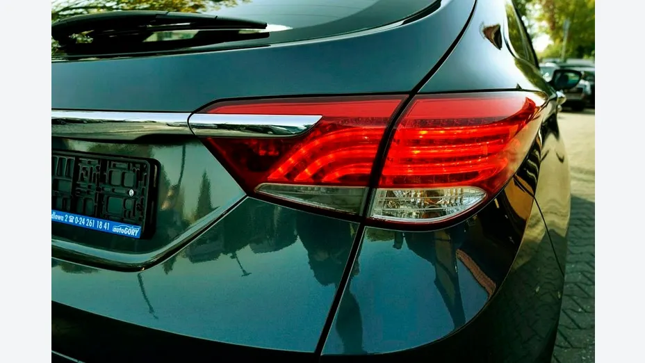 HYUNDAI i40 -