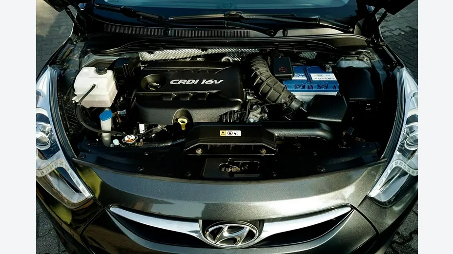 HYUNDAI i40 -