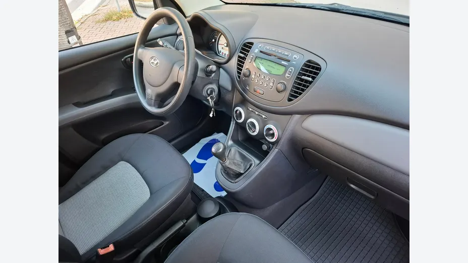 HYUNDAI i10 -