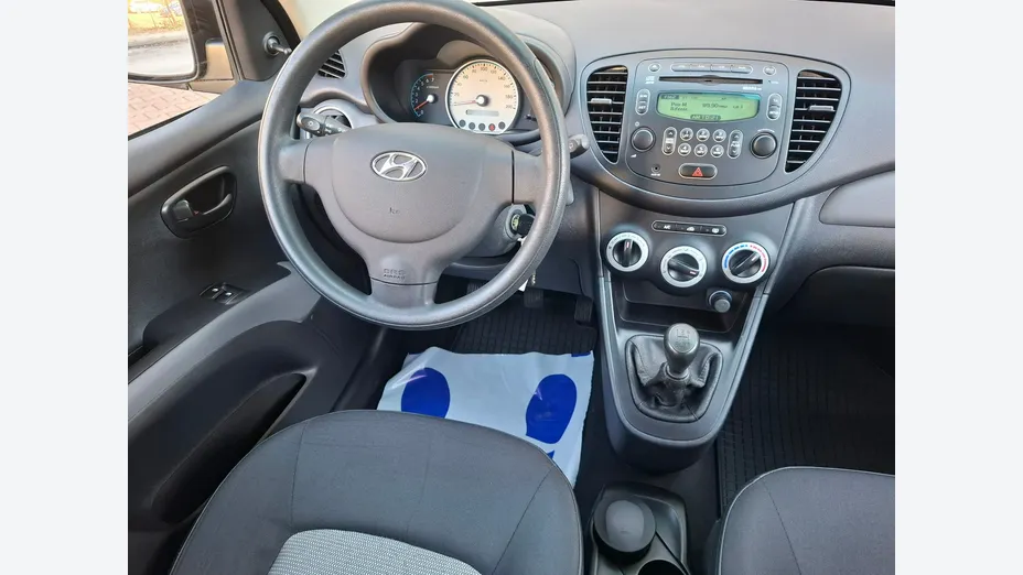 HYUNDAI i10 -