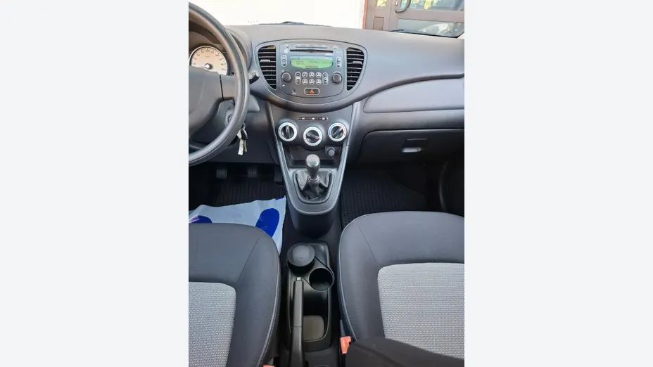 HYUNDAI i10 -