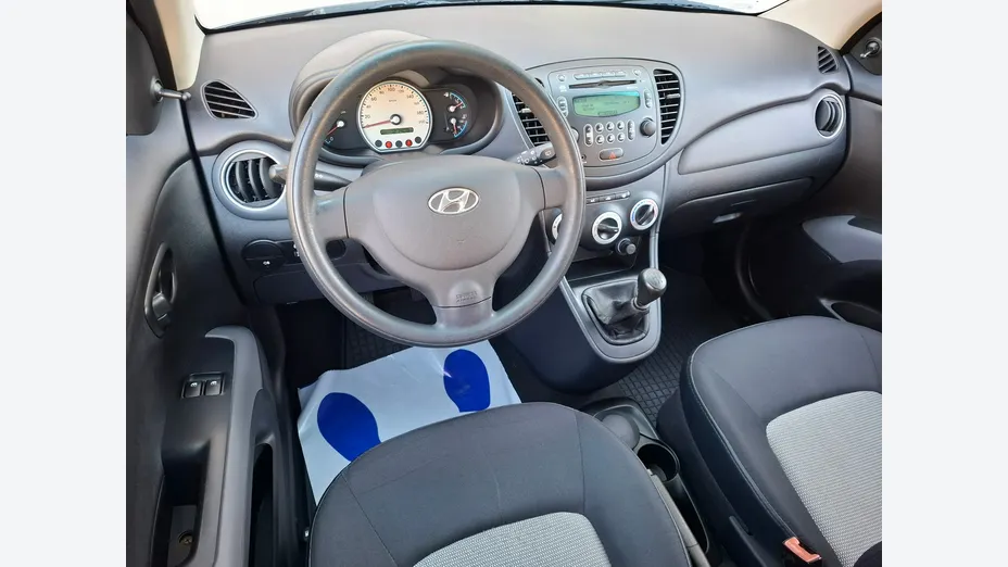 HYUNDAI i10 -