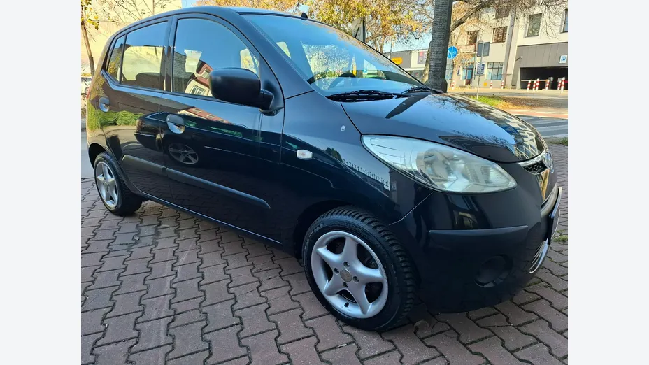 HYUNDAI i10 -