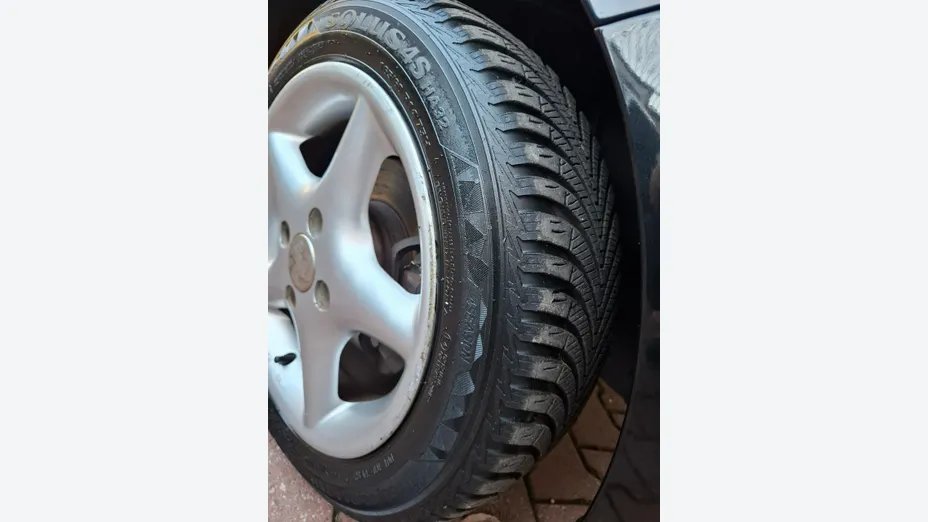 HYUNDAI i10 -