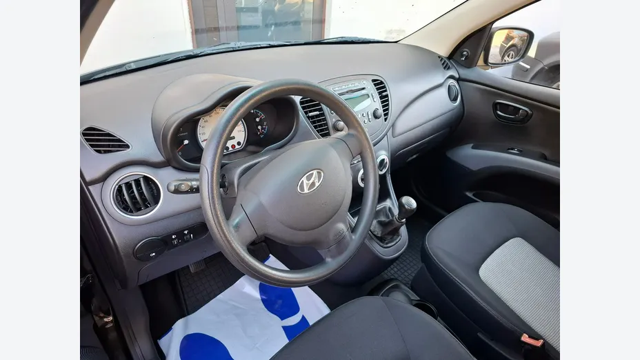 HYUNDAI i10 -