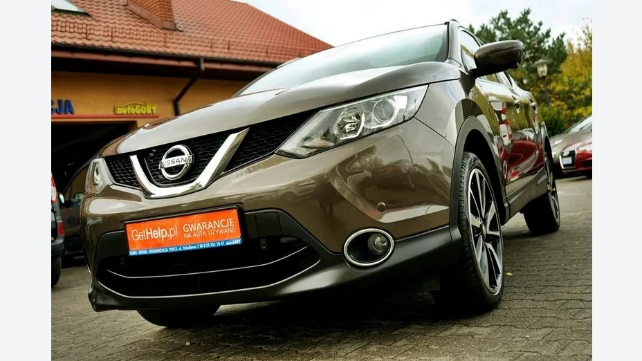 NISSAN Qashqai -
