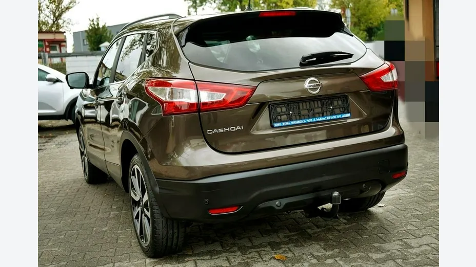 NISSAN Qashqai -