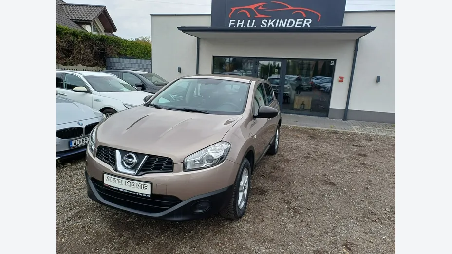 NISSAN Qashqai -