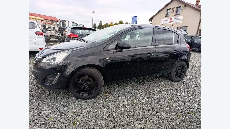 OPEL Corsa -