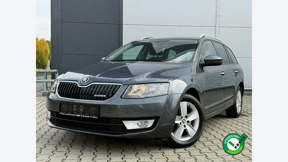 SKODA Octavia -