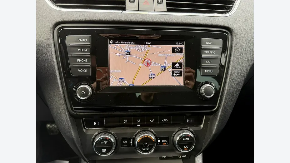SKODA Octavia -