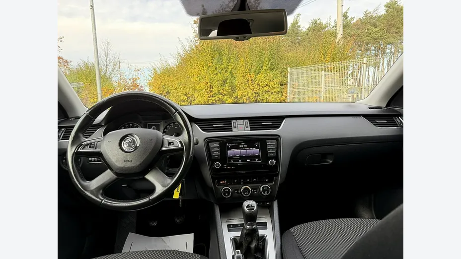 SKODA Octavia -