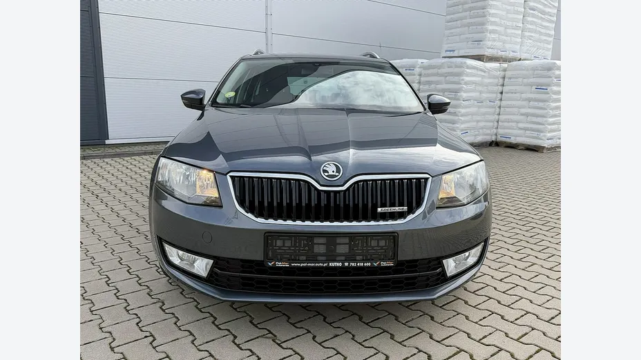 SKODA Octavia -