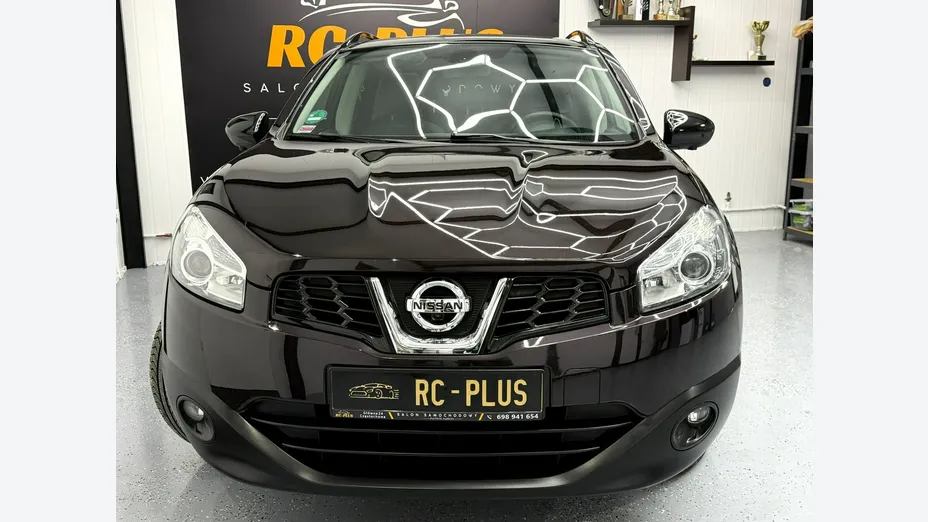 NISSAN Qashqai -