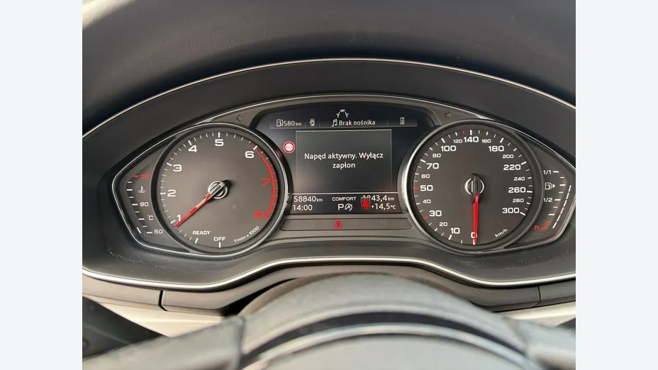 AUDI A4 -