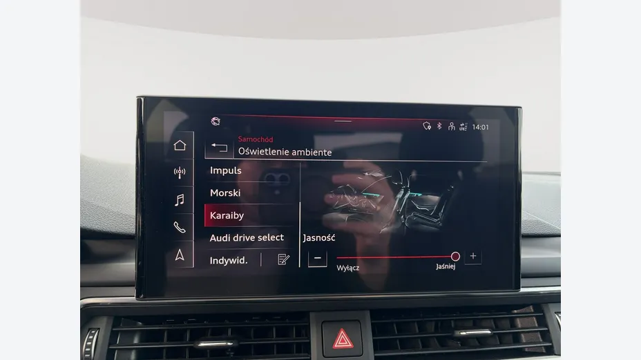 AUDI A4 -