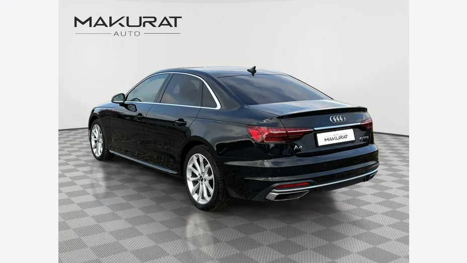 AUDI A4 -