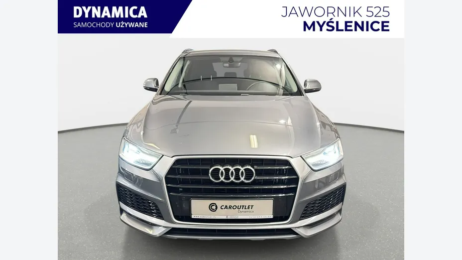 AUDI Q3 -