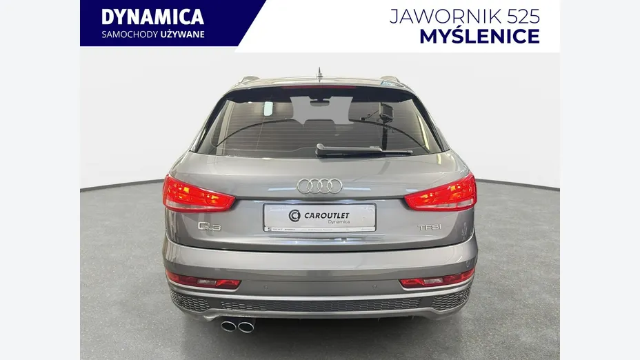AUDI Q3 -
