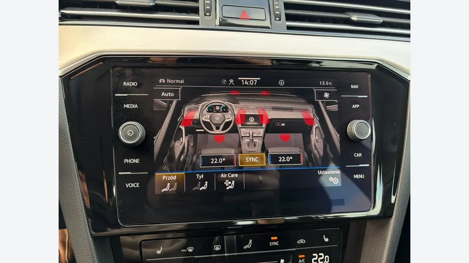 VOLKSWAGEN Passat -
