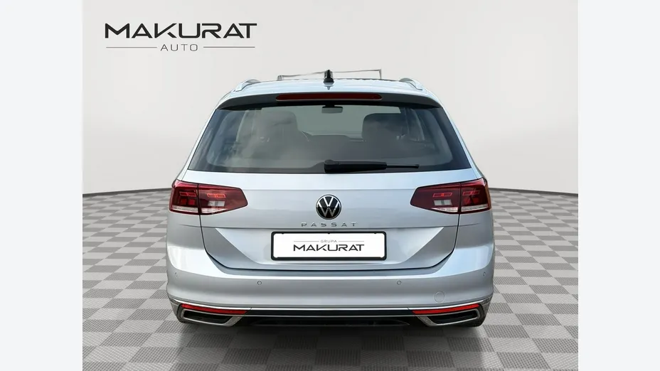 VOLKSWAGEN Passat -
