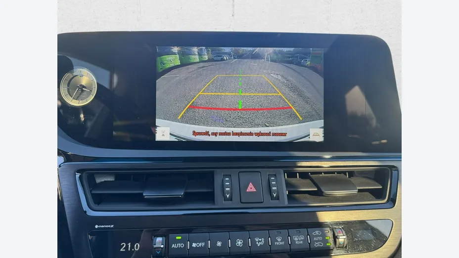 LEXUS ES -