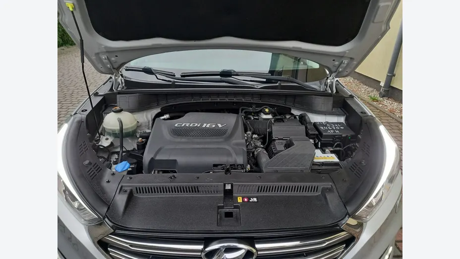 HYUNDAI Tucson -