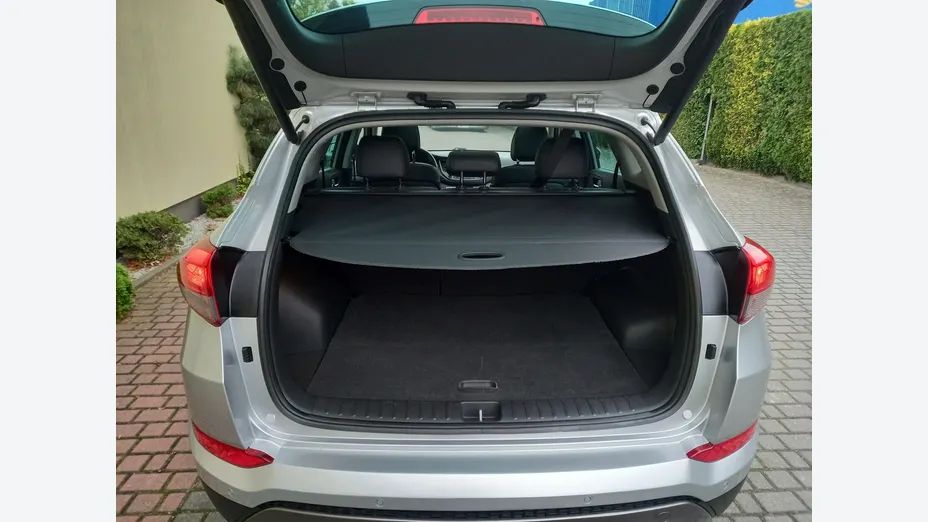 HYUNDAI Tucson -