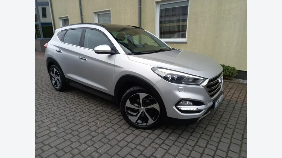 HYUNDAI Tucson -