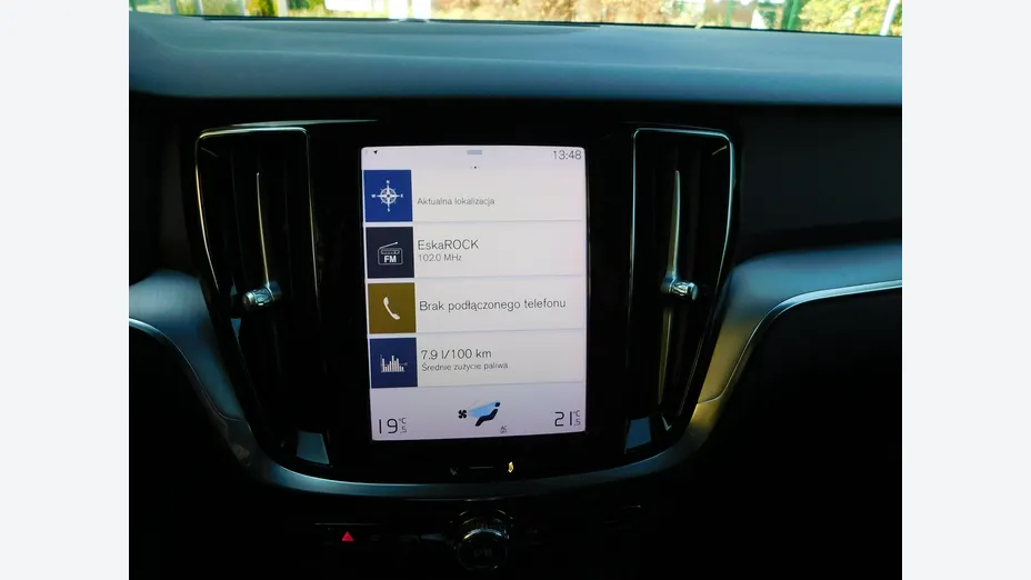 VOLVO V60 -