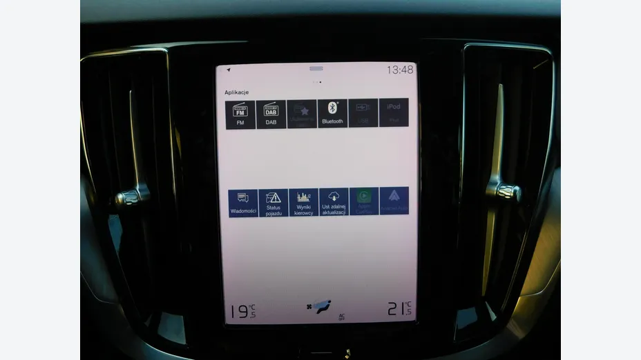 VOLVO V60 -