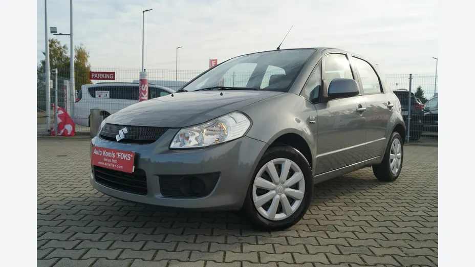 SUZUKI SX4 -